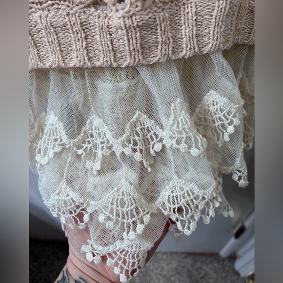 Entro Boho Cream Crochet Knitted Sweater with Layered Lace Trim - Picture 2 of 10